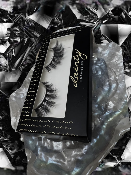 Dainty Estrella Lashes