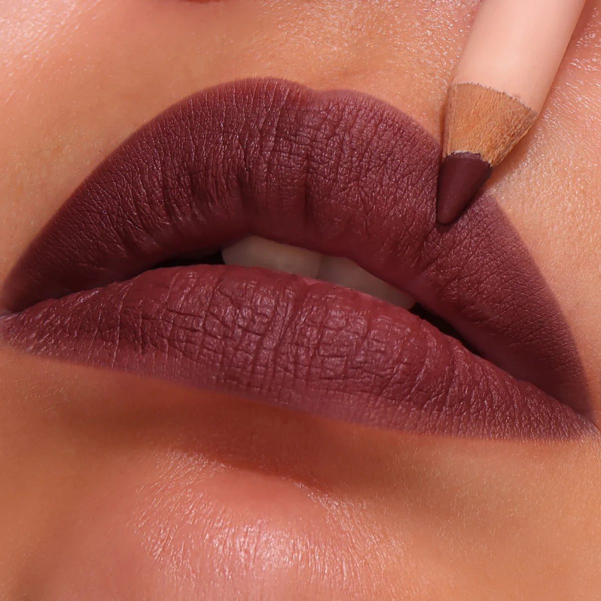 SIGNATURE LIP PENCIL 011 - SUN STON